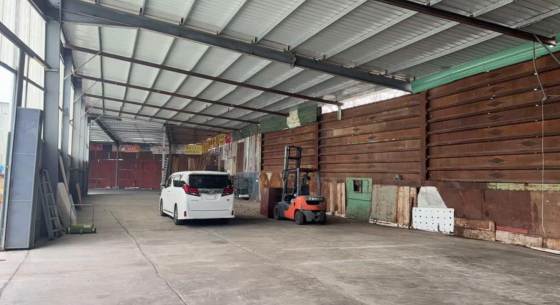 鶴ヶ島市　売倉庫