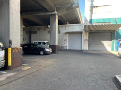 横浜市　貸倉庫