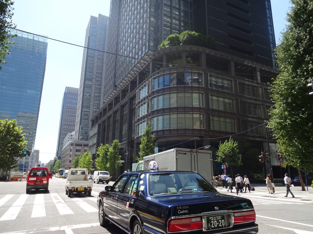 不動産屋は水曜休みが多い理由