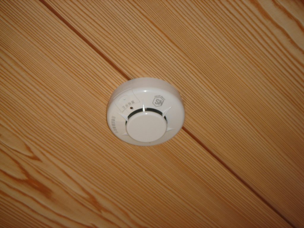 火災報知器ありますか?レンタルオフィスやゲストハウスの契約時の注意点