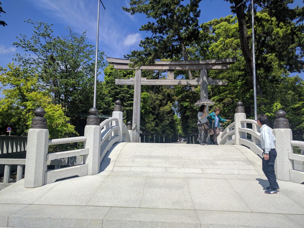 寒川神社に行ってきました。