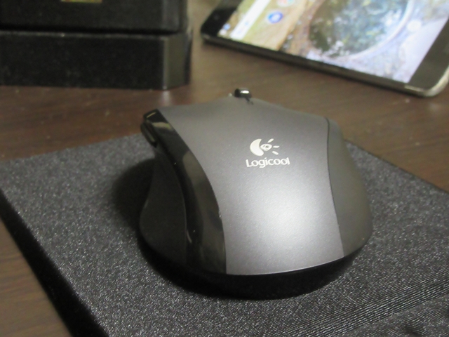 お気に入りの仕事道具　電池が３年持つマラソンマウス