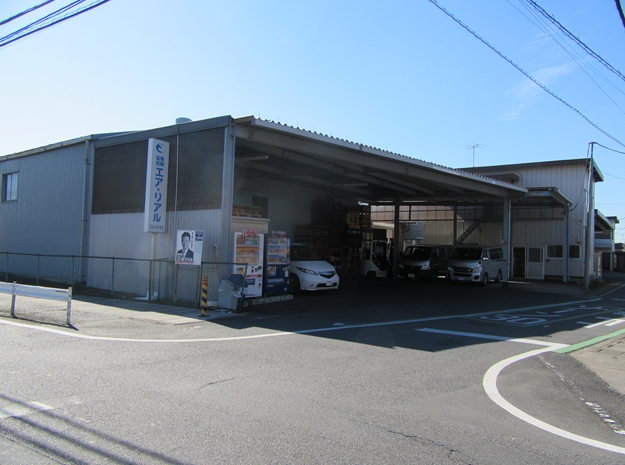 三郷市彦成１丁目　平屋建て倉庫+事務所　約１９０坪