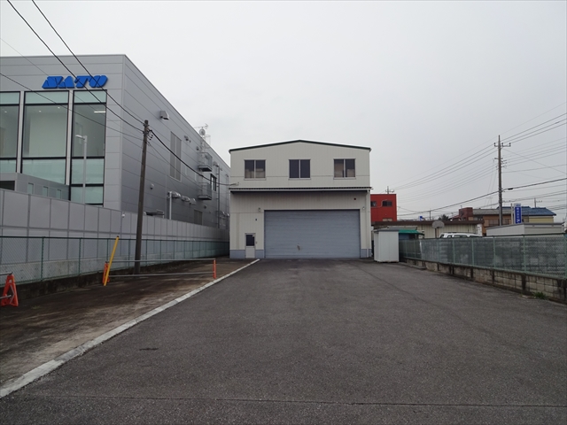 千葉県野田市山崎　2階建て倉庫・事務所　３０１坪