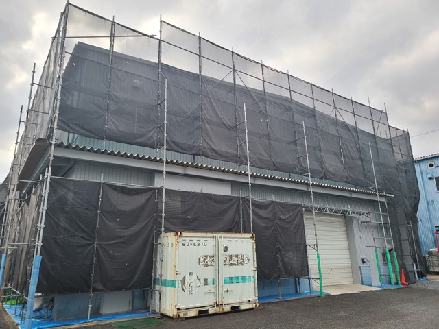 【管理物件】倉庫の外壁塗装工事が必要な理由